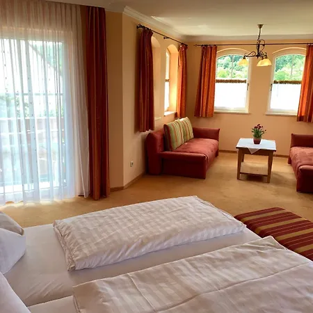 Sonnenblick Hotel Schwabthal